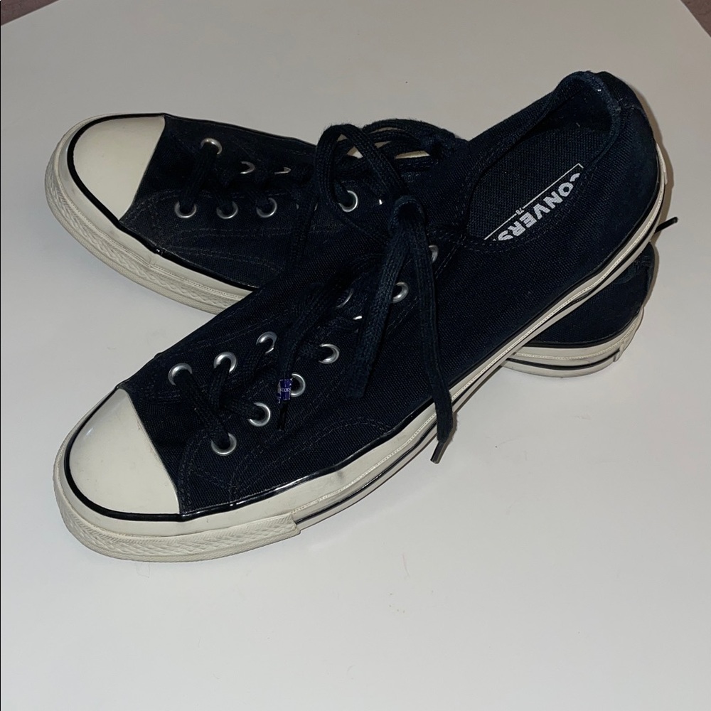 Converse Black Canvas Sneakers with White Soles size 11 very good condition - Picture 2 of 4